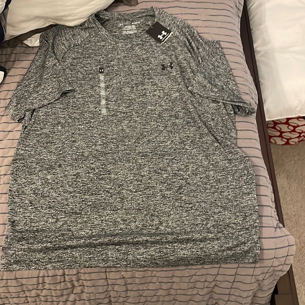 Under armor dri fit shirt